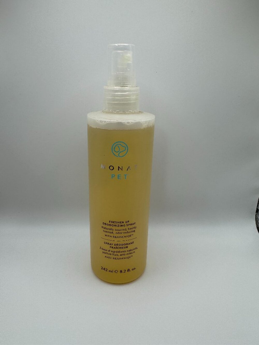 Monat Pet Freshen up Deodorizing Spray 8.2 oz